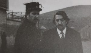 Loránd Lohinszky, în stânga lui Tibor Szilágyi în filmul No Time 1972. Sursa Éva Máthé Lohinszky, Polis Köny