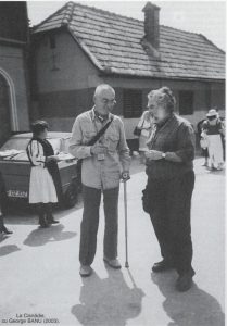 Iosif Herțea și George Banu, la Cisnădie, 2003. Sursă foto: cartea Iosif Herțea - vrăjitor de sunete ciudate, de Marinela Țepuș și Andreea Dumitru