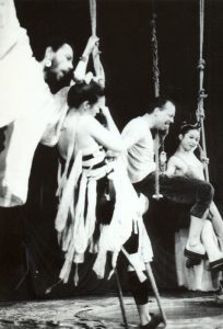 2. Florin Anton (Demetrius), primul din stânga, alături de Magda Catone (Helena), a doua din stânga, Marian Râlea (Lysander), al treilea din stânga, în Visul unei nopți de vară de William Shakespeare, în regia lui Alexandru Darie, Teatrul de Comedie, București, 1990 @Teatrul de Comedie