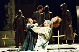 Hamlet-regia-Vlad-Mugur-2001-TNCluj