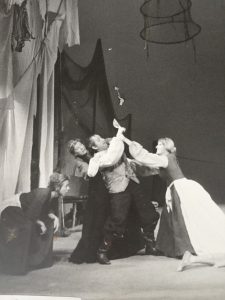 Magda Stief în rolul Lucietta, în spectacolul Gâlcevile din Chioggia, de Carlo Goldoni, regia Vlad Mugur, Teatrul de Stat Constanța 1973-1977